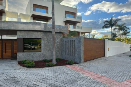 71915b675496db665844fb4261e20c26 - 70