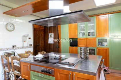 7273c0f51e534cf647dc171f0bf2422c - 17