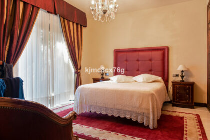 7273c0f51e534cf647dc171f0bf2422c - 23