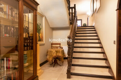 7273c0f51e534cf647dc171f0bf2422c - 29