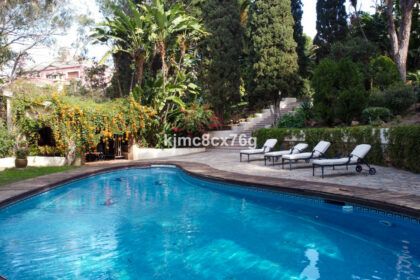 7273c0f51e534cf647dc171f0bf2422c - 3