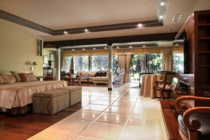 7273c0f51e534cf647dc171f0bf2422c - 32