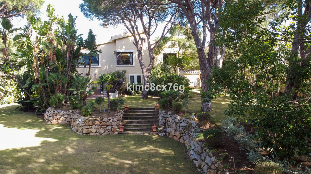 7273c0f51e534cf647dc171f0bf2422c - 55