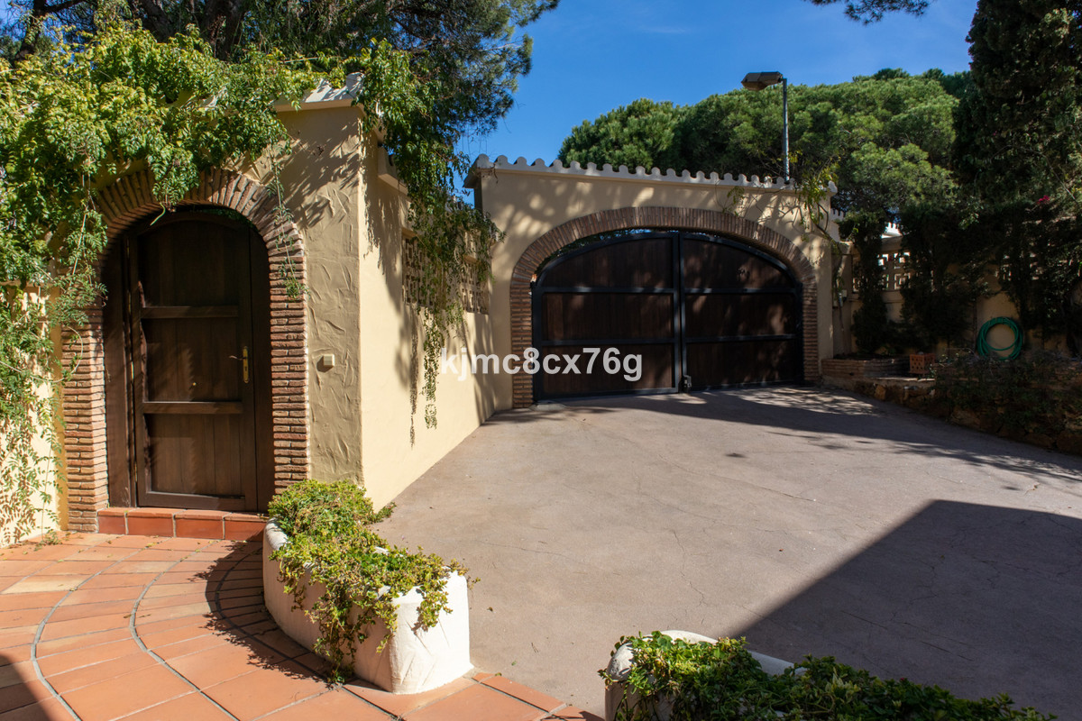 7273c0f51e534cf647dc171f0bf2422c - 58