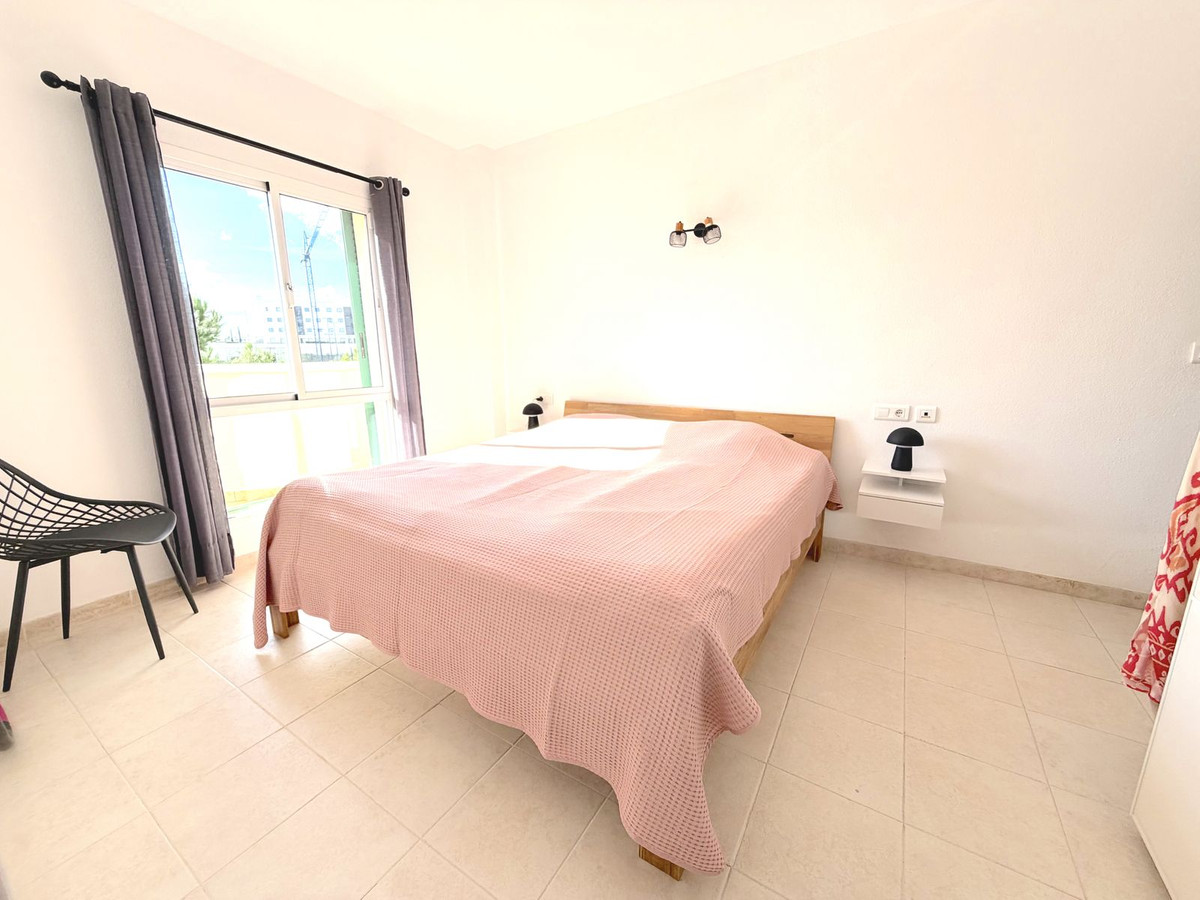 72f20dfe21a733922a030f2d0e03d688 - 23