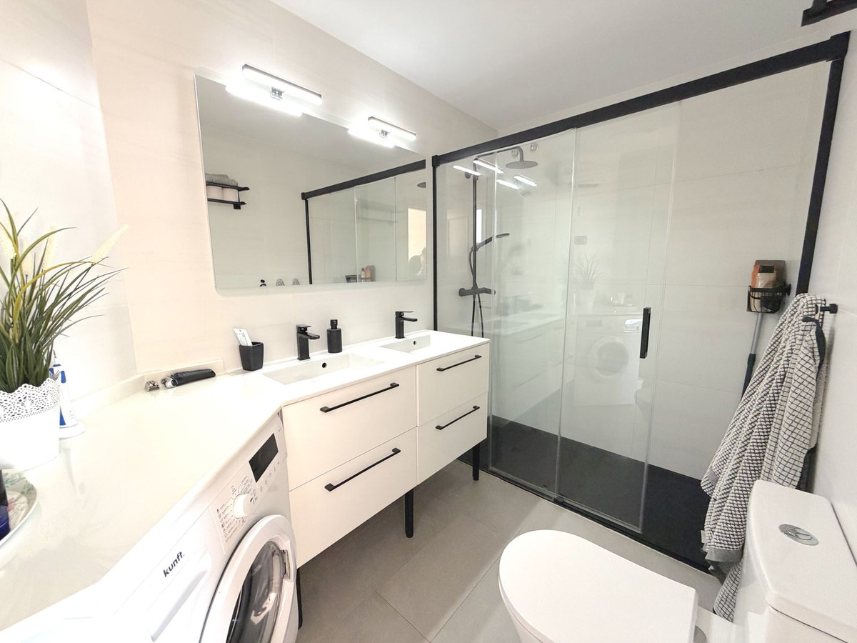 72f20dfe21a733922a030f2d0e03d688 - 25