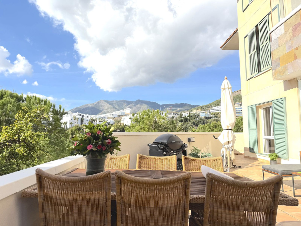 72f20dfe21a733922a030f2d0e03d688 - 30