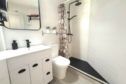 72f20dfe21a733922a030f2d0e03d688 - 32