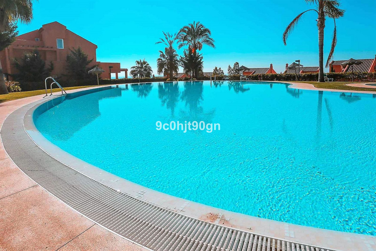 73fac7e615f892c1804052e7e79523df - 25