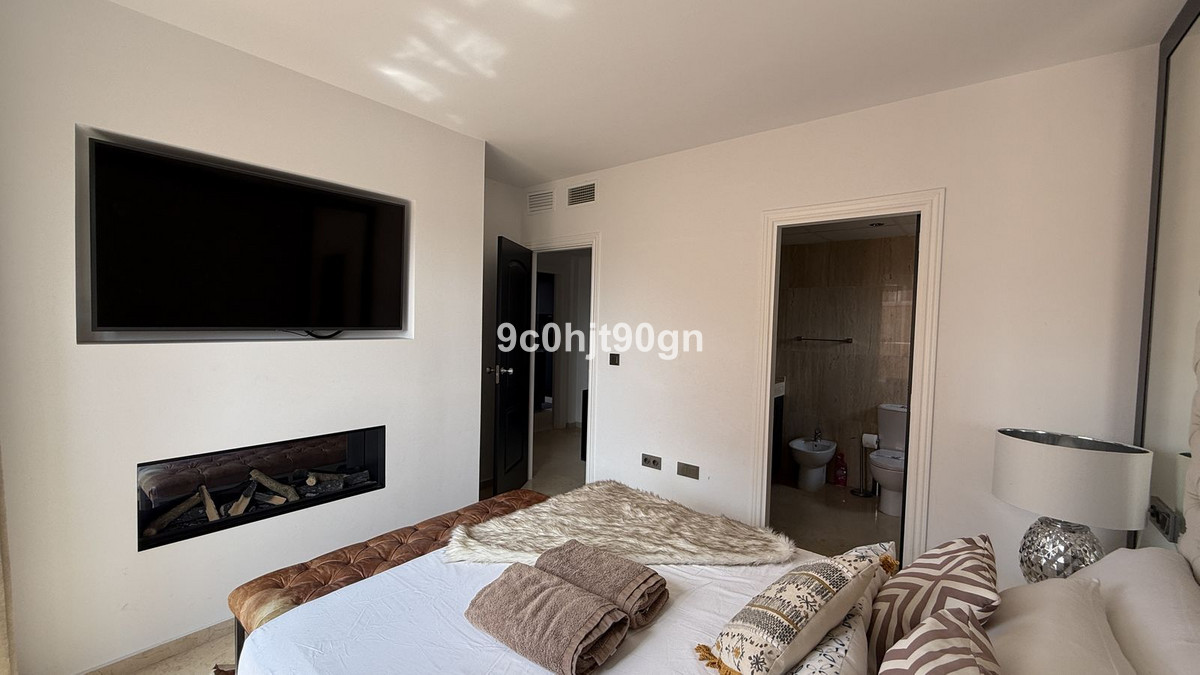 73fac7e615f892c1804052e7e79523df - 30