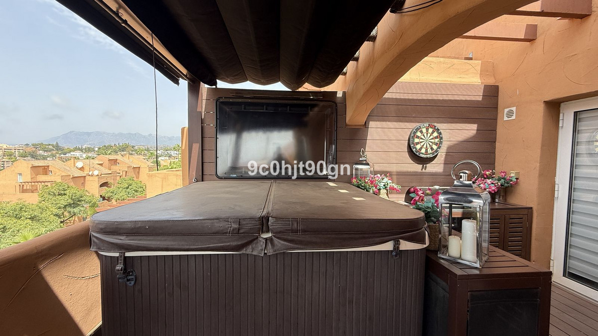 73fac7e615f892c1804052e7e79523df - 31