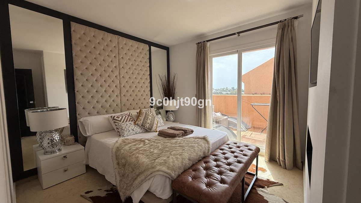 73fac7e615f892c1804052e7e79523df - 44