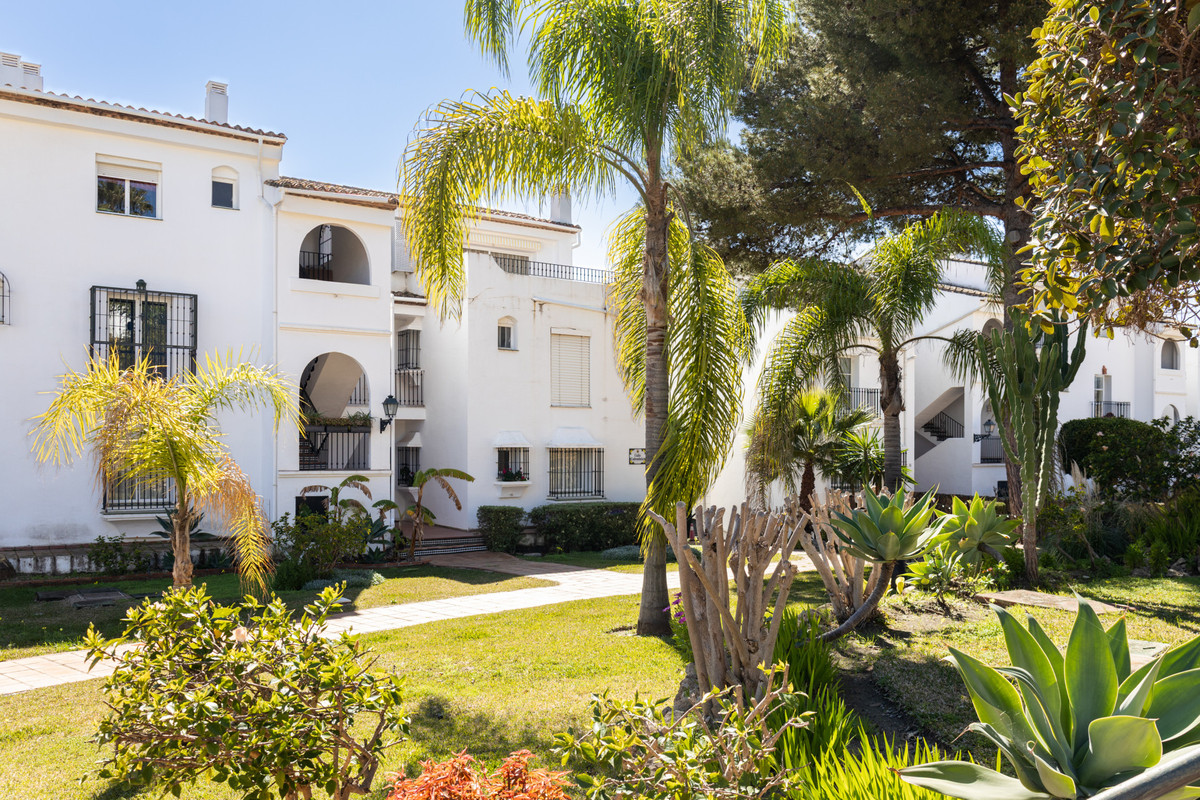 74cb6c35eeef1ae2f071d7783ae9eb7b - 24