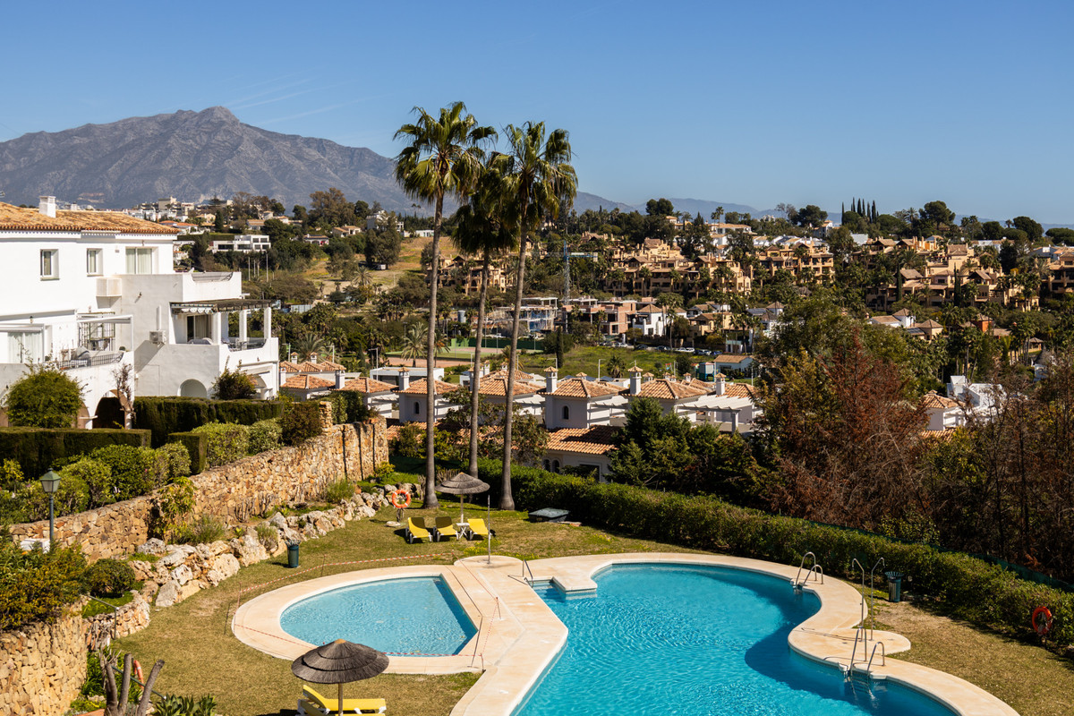 74cb6c35eeef1ae2f071d7783ae9eb7b - 27