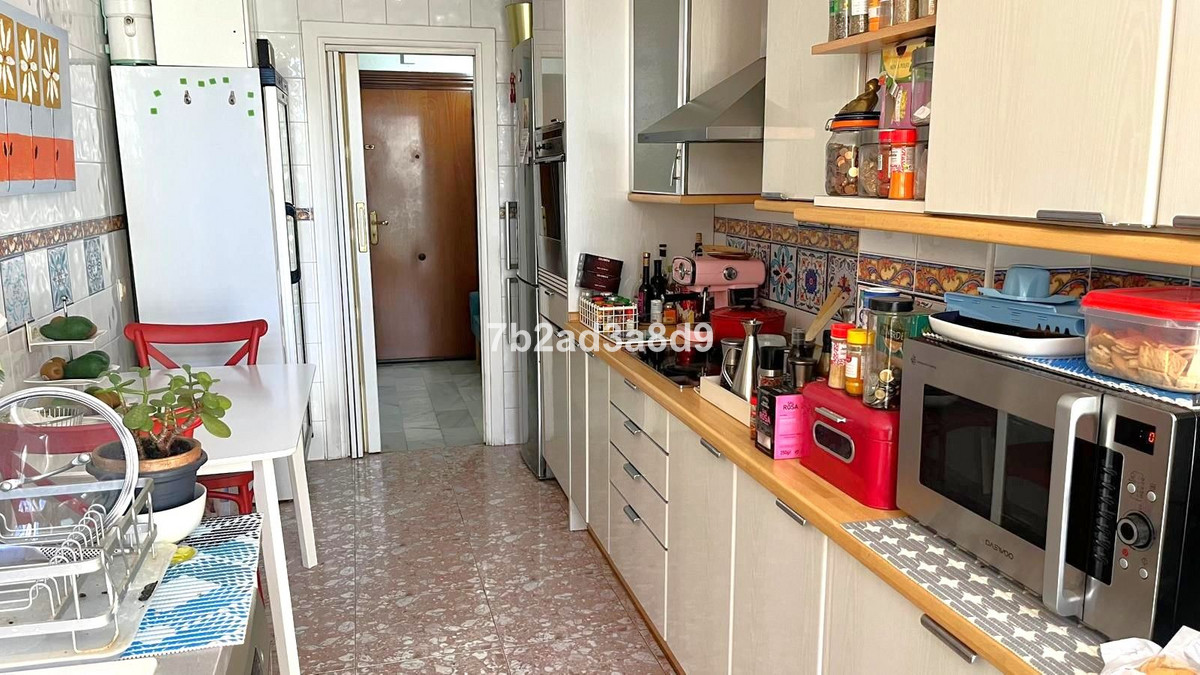 751e9dba9d4ff3e2bfa8c866c4343e4d - 11