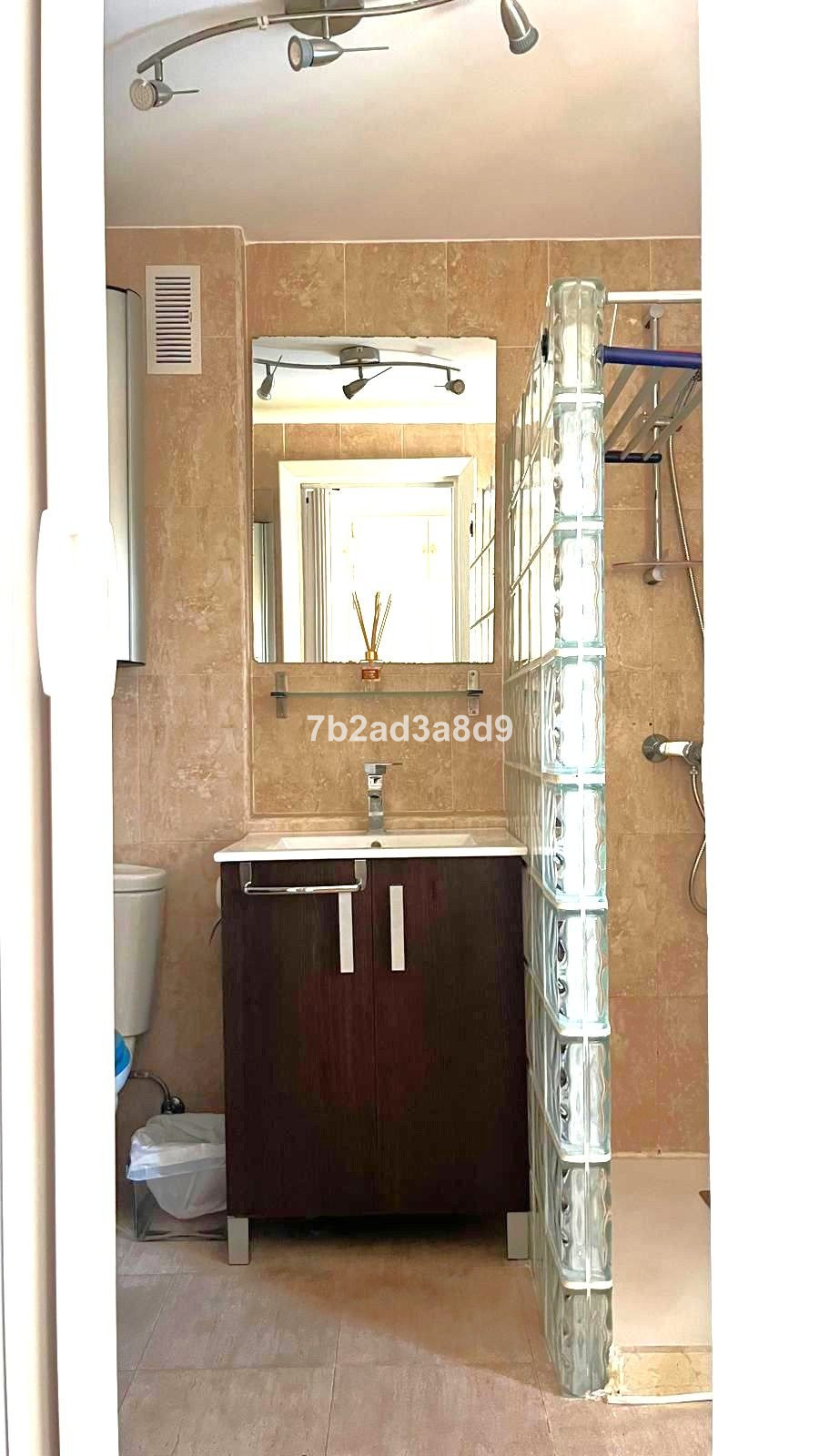 751e9dba9d4ff3e2bfa8c866c4343e4d - 15