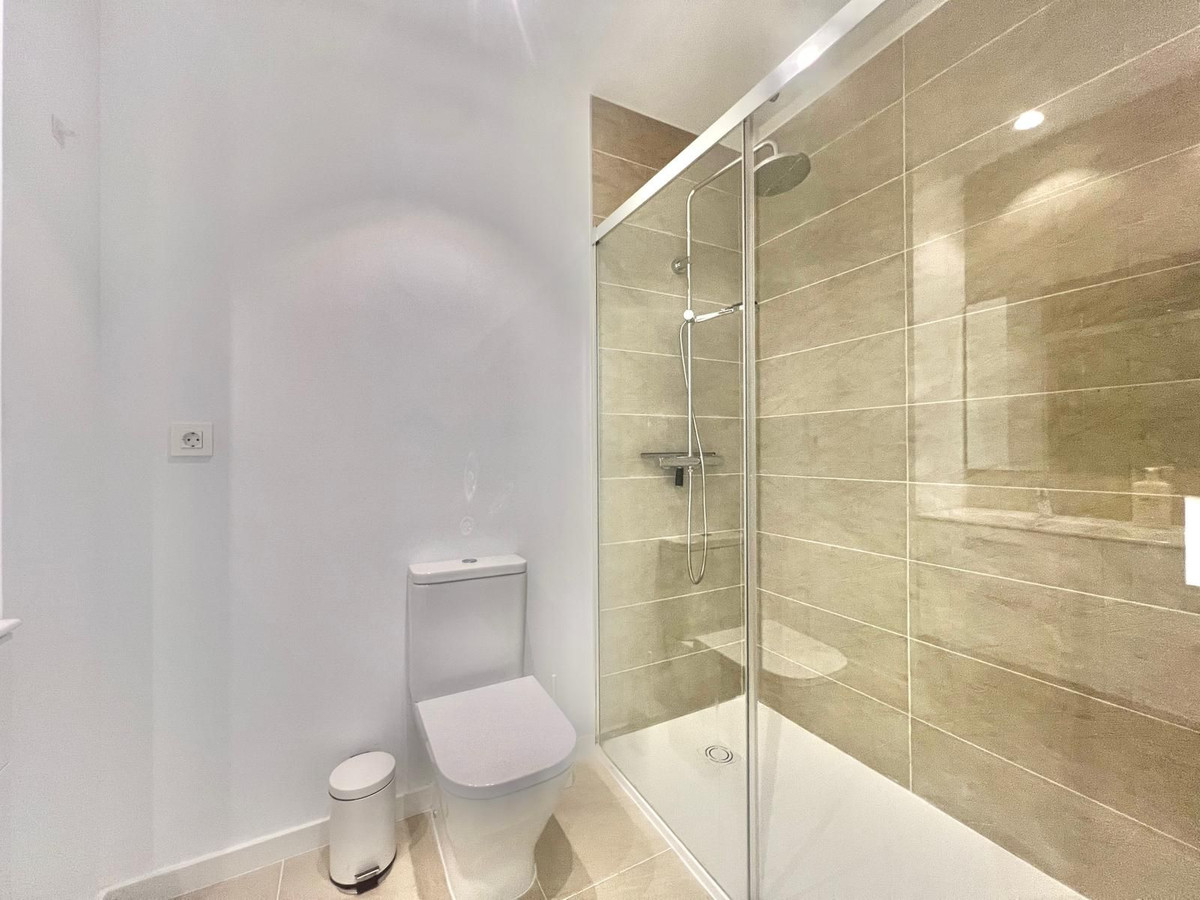 757bd4fa51bcfc0eda04ce56021bc1b7 - 29