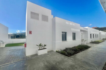 757bd4fa51bcfc0eda04ce56021bc1b7 - 4