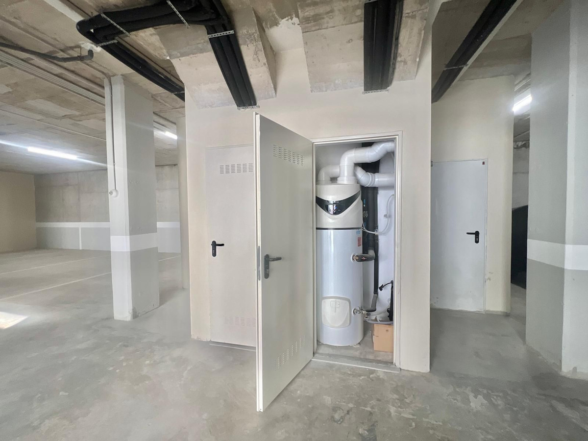 757bd4fa51bcfc0eda04ce56021bc1b7 - 40