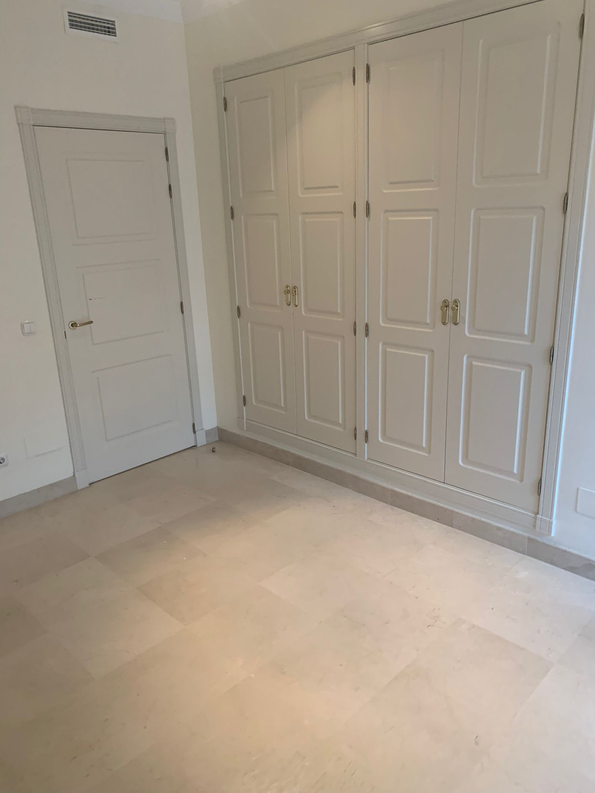 760838617abb10d0b6bfe8db6756f8b0 - 14