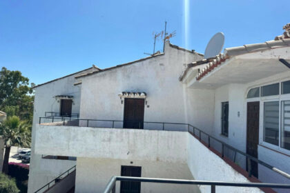 76b6897b422ae8e31f55c658d43a6461 - 11