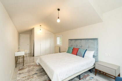 779a41d7fe68c8cf0de5407c5ce791e3 - 18