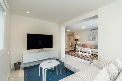 779a41d7fe68c8cf0de5407c5ce791e3 - 26