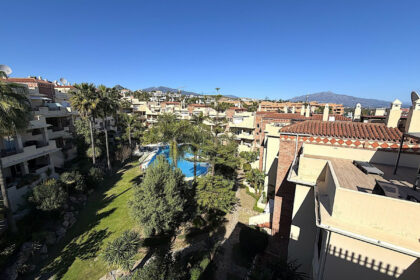 7a30c3e0fc345a77e3ae2bfee443bb7a - 1