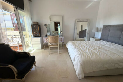 7a30c3e0fc345a77e3ae2bfee443bb7a - 16