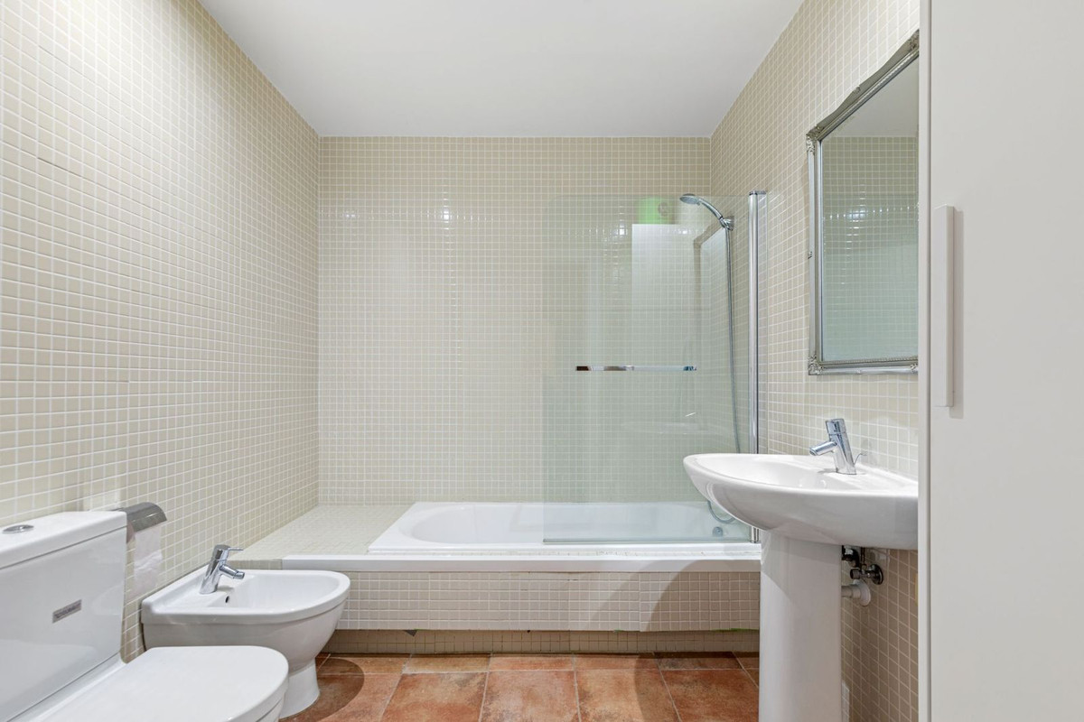 7a4af4d0c5904f2ad813217683c5e541 - 10