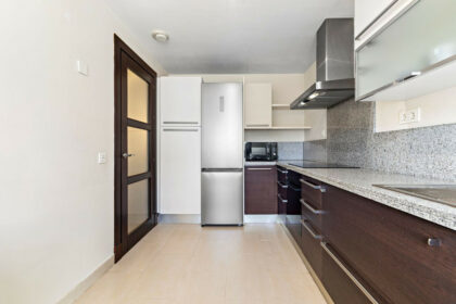 7a4af4d0c5904f2ad813217683c5e541 - 31