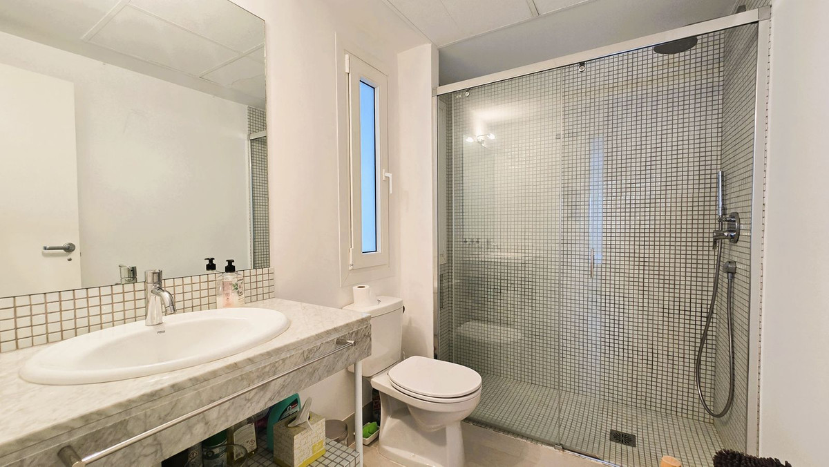 7a6c12aac37c1e32e2e28834a7119638 - 16