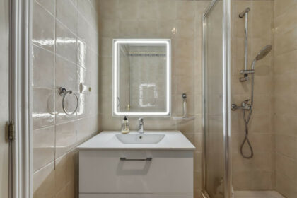 7ab42b677fb209a221ac1967a508a9ca - 20