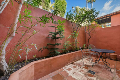 7ab42b677fb209a221ac1967a508a9ca - 35