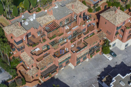 7ab42b677fb209a221ac1967a508a9ca - 7