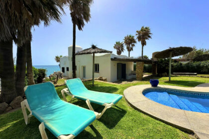 7b63e167c35244a343d64e59df17dfd8 - 1