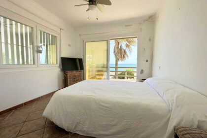 7b63e167c35244a343d64e59df17dfd8 - 20