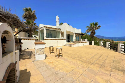 7b63e167c35244a343d64e59df17dfd8 - 31