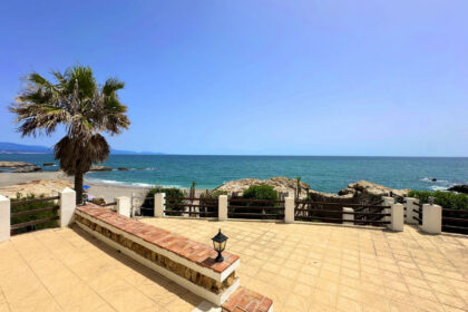 7b63e167c35244a343d64e59df17dfd8 - 32