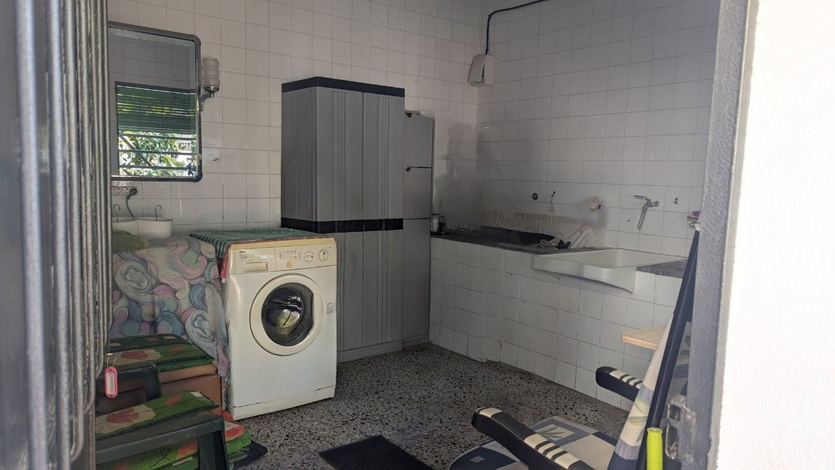 7bdcbdd0e56968bb8af1811934dc49dd - 16