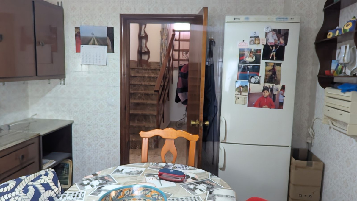 7bdcbdd0e56968bb8af1811934dc49dd - 32