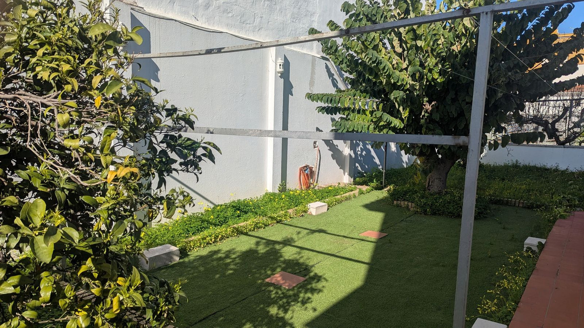 7bdcbdd0e56968bb8af1811934dc49dd - 8