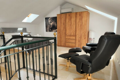 7c326721b228308f2bcf215e22386efc - 14