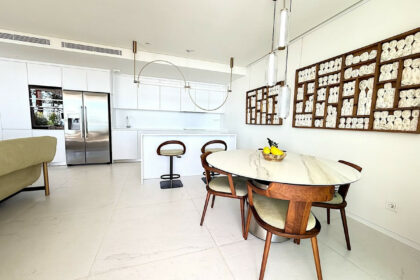 7c8483f68542474df11f01b458c7b256 - 12