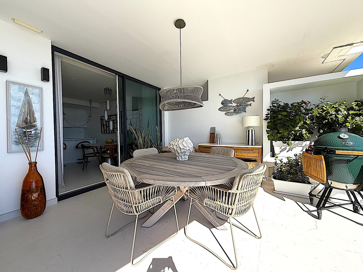 7c8483f68542474df11f01b458c7b256 - 14