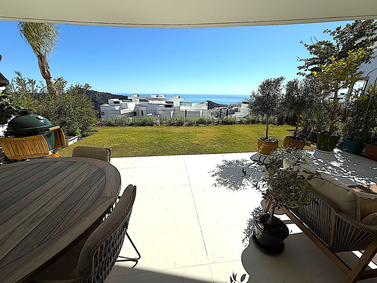 7c8483f68542474df11f01b458c7b256 - 25