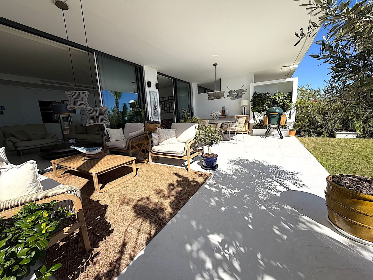 7c8483f68542474df11f01b458c7b256 - 26