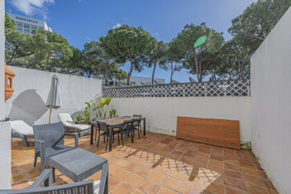 7e1ae9490bc5afd84f8da94dbcb29093 - 18