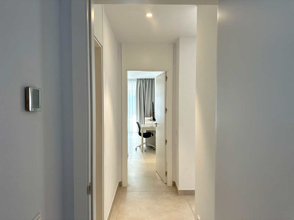 7f582ba69552c532b28b527a47b3322f - 12