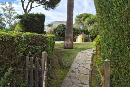 7fa7529a30a2db2b172d2157d06dbc09 - 15